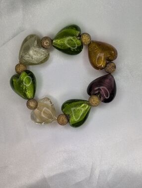 Murano Style Glass Foil Lined Puffy Heart Stretch Bracelet Gold Green Plum